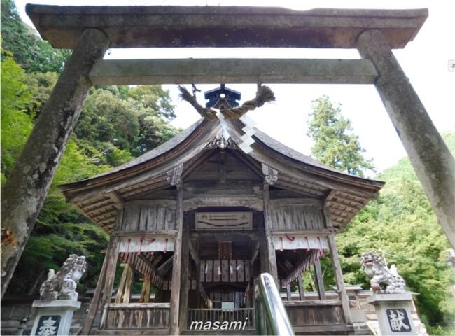 大矢田神社もみじ谷　拝殿　美濃市